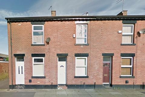 2 bedroom terraced house to rent, Bishop Street, Rochdale