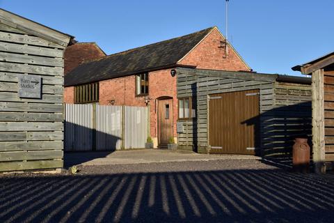 Chapel Farm, Over Old Road, Hartpury, Gloucestershire, GL19