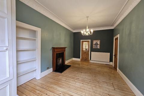 2 bedroom flat to rent, Comiston Gardens, Morningside, Edinburgh, EH10
