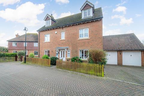 5 bedroom detached house for sale, Orlestone View, Hamstreet, TN26