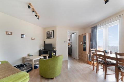1 bedroom apartment to rent, Kempton Court, Durward Street, E1