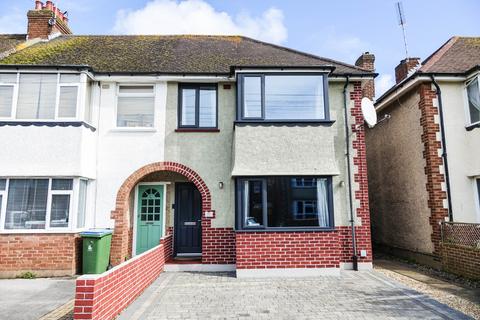 3 bedroom end of terrace house for sale, Dorset Road, Bognor Regis