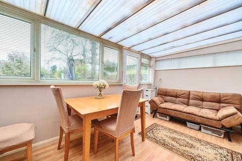 3 bedroom terraced house for sale, Freemantle Road, Bagshot, Surrey, GU19
