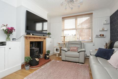 62 Mead Road, Folkestone, CT19 5QZ