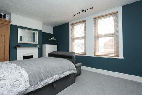 62 Mead Road, Folkestone, CT19 5QZ