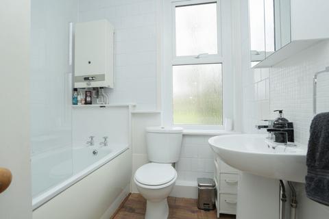 62 Mead Road, Folkestone, CT19 5QZ