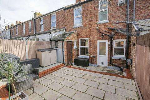 62 Mead Road, Folkestone, CT19 5QZ