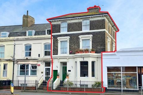 Mixed use for sale, 47 Queen Street, Deal, Kent, CT14