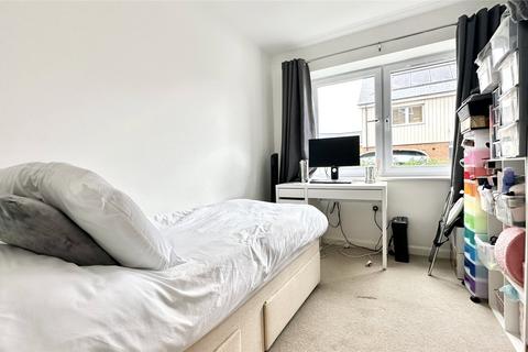2 bedroom flat for sale, Russet Walk, Greenhithe, Kent, DA9