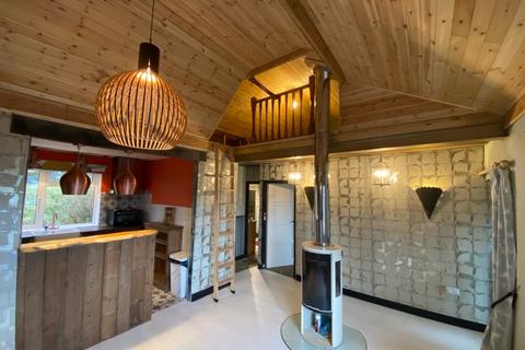 1 bedroom detached bungalow to rent, Ramsley, South Zeal, Okehampton, Devon, EX20
