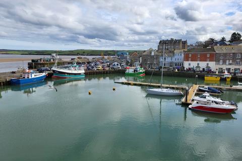 1 bedroom house for sale, -7 North Quay, Padstow, PL28