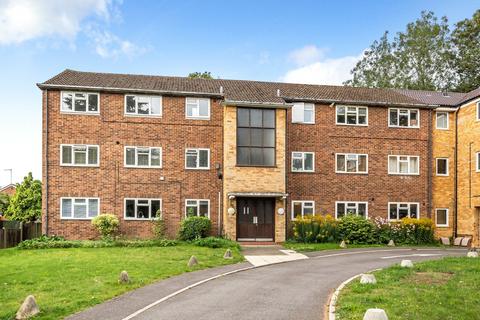 2 bedroom apartment for sale, Ellwood Gardens, Hertfordshire WD25