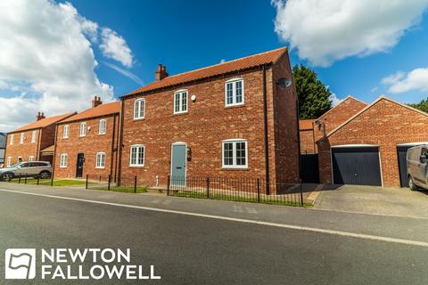 4 bedroom detached house for sale, Blossom Grove, Retford DN22