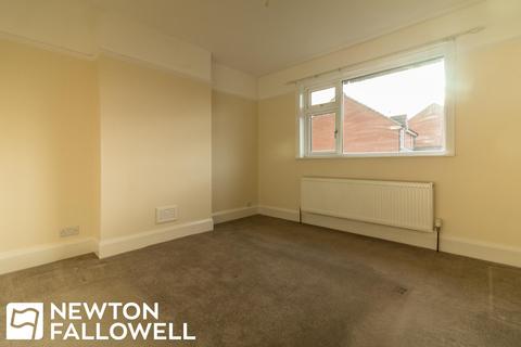 24 Holly Road, Retford, DN22 6BE