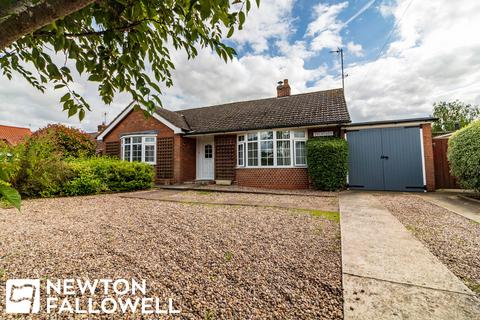 2 bedroom bungalow for sale, Low Street, East Drayton DN22