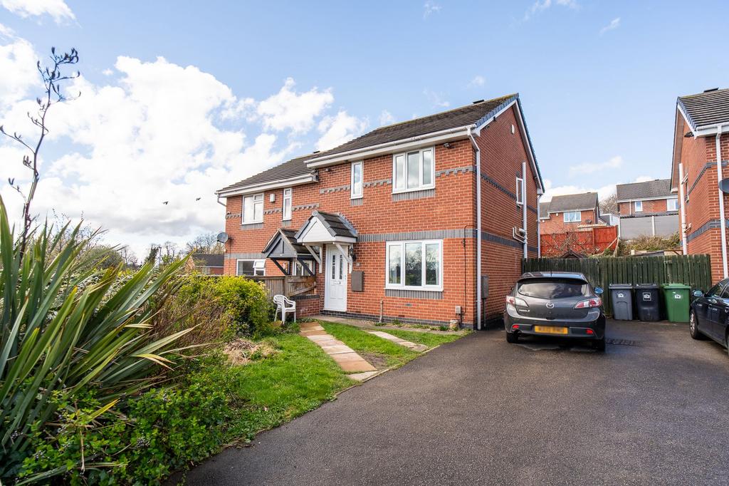 Fairfield Road, Heckmondwike, WF16 3 bed semidetached house for sale