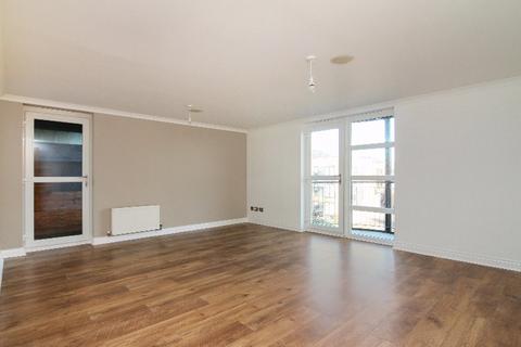 3 bedroom flat to rent, Ocean Way, Leith, Edinburgh, EH6