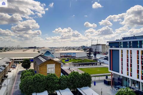 undefined, London E16