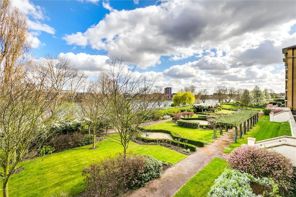 Wyatt Drive, Barnes, London 3 bed flat for sale £1,100,000