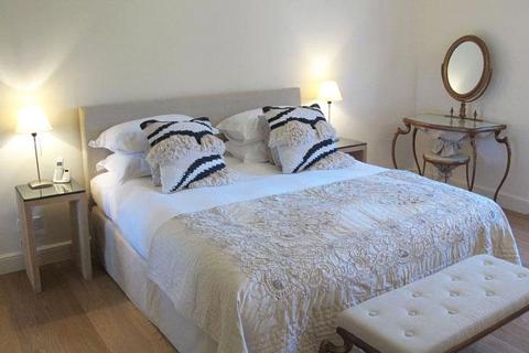 2 bedroom flat to rent, Europa House, 79 Randolph Avenue, Little Venice, Maida Vale