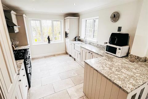 5 bedroom detached house for sale, Atherstone Road, Nuneaton CV10