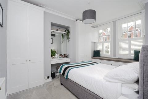 1 bedroom flat for sale, Chilton Road, Richmond, Surrey