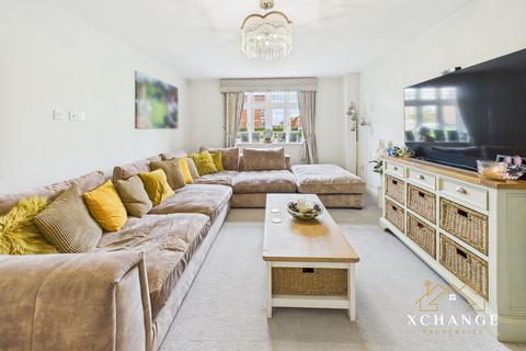 4 bedroom detached house for sale, Russett Avenue, Nuneaton CV11