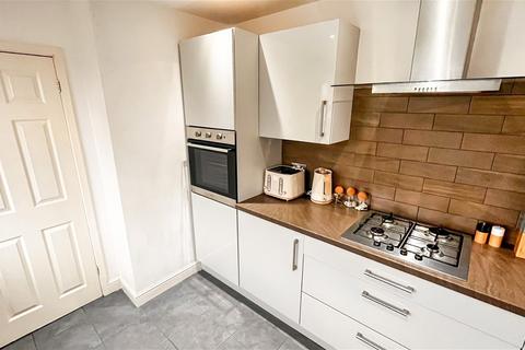 330 Broad Lane, Coventry, CV5 7AT