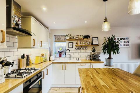 Flat 1, Gorelangton Court Bloomfield Road, Bristol, BS4 3QU