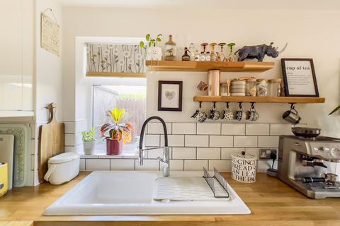 Flat 1, Gorelangton Court Bloomfield Road, Bristol, BS4 3QU