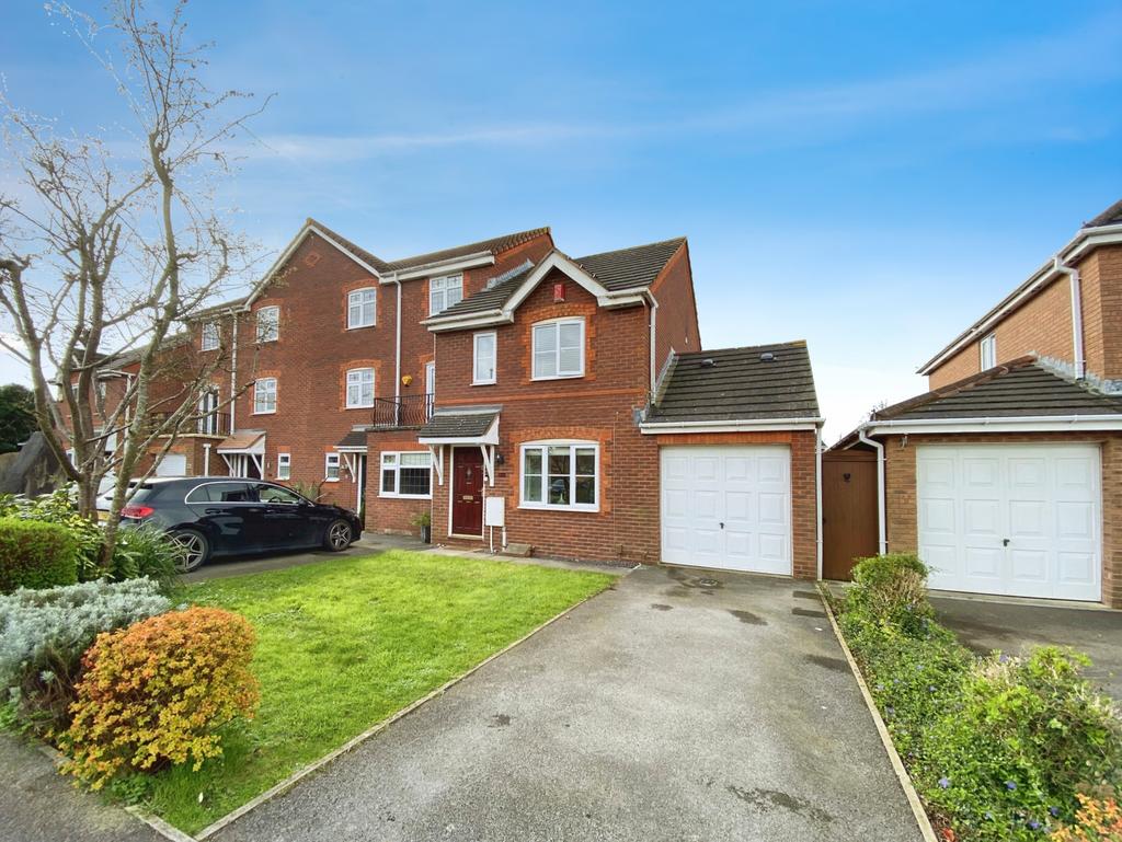 Emet Lane, Emersons Green, Bristol, Avon 3 bed terraced house for sale