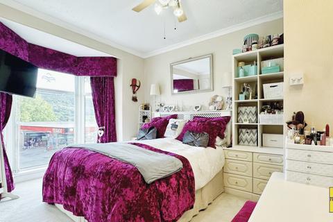 115 Swansea Road, Trebanos, Swansea, SA8 4BN