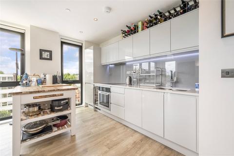 2 bedroom flat for sale, Centric Close, Oval Road, London