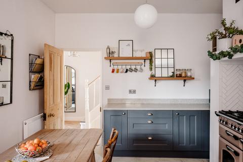 32 Earlsfield Road, Hythe, CT21 5PE