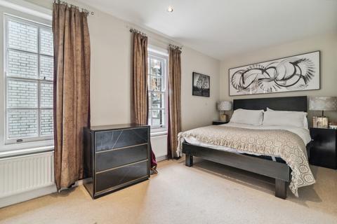 3 bedroom flat to rent, Dorset Street, London