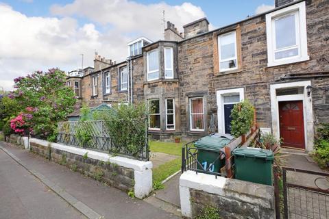 3 bedroom terraced house to rent, Noble Place, Edinburgh EH6