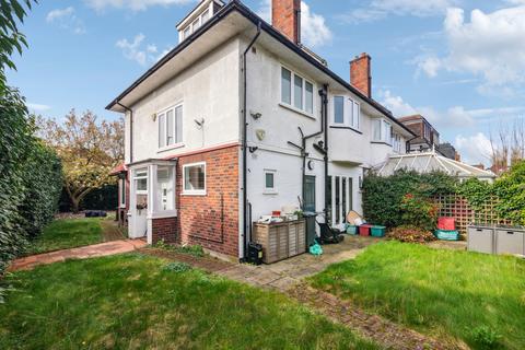 4 bedroom house to rent, Chesterfield Road, Chiswick, London