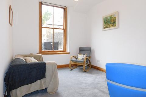 3 bedroom flat to rent, 16, East Mayfield, Edinburgh, EH9 1SE