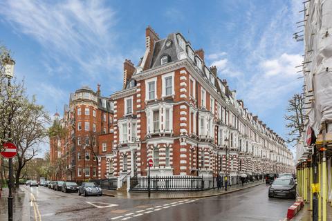 2 bedroom flat for sale, Hornton Street, Kensington, London