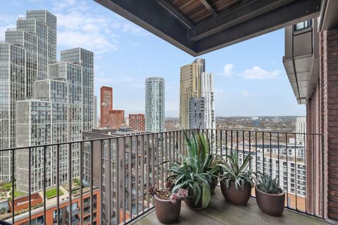 2 bedroom flat to rent, Legacy Building, 1 Viaduct Gardens, London