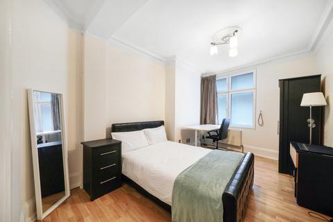 4 bedroom flat to rent, Manor House, Marylebone Road, Marylebone, London