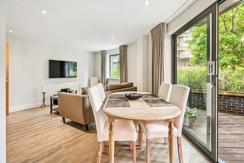 Dolben Court, Montaigne Close, London, SW1P