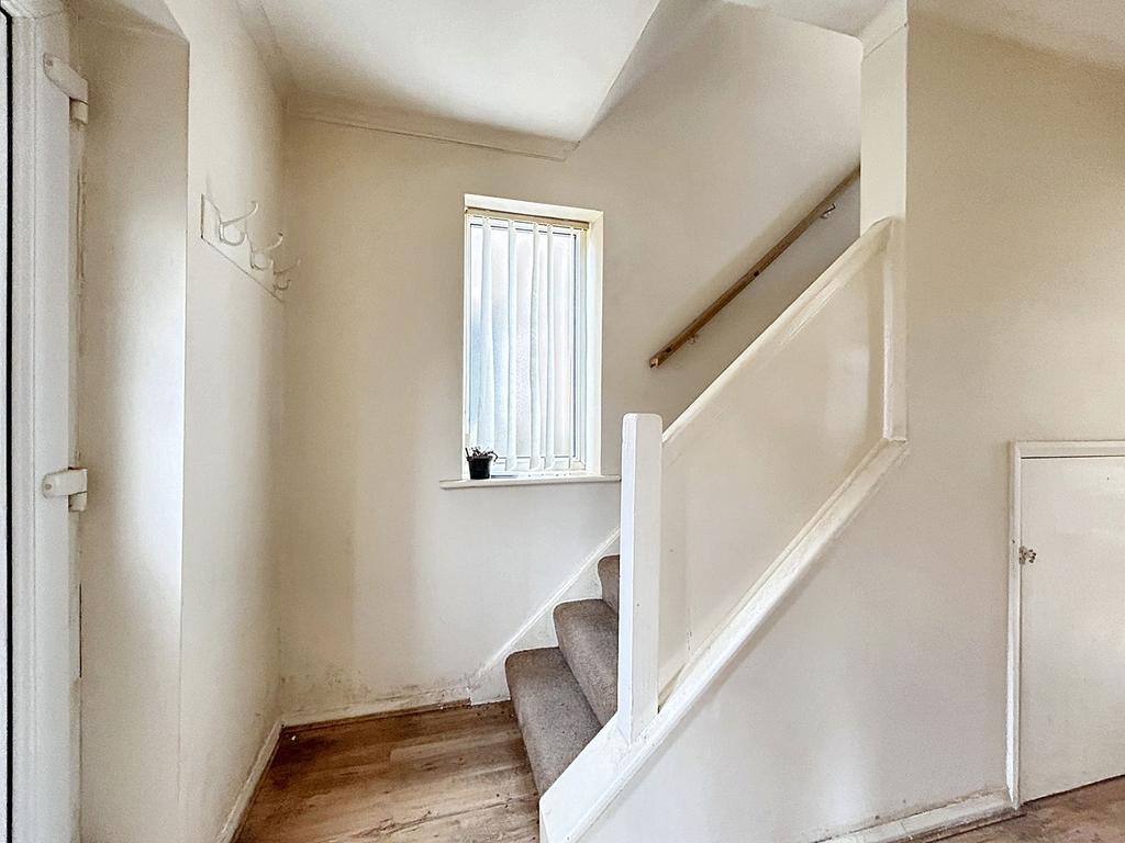 Oak Road, Easington, Peterlee, Durham, SR8 3HU 2 bed semidetached house for sale £64,995