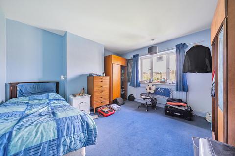 153 Bourne Vale, Bromley, BR2 7NY