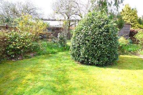53 Hazel Way, Fetcham, Leatherhead, KT22 9QF