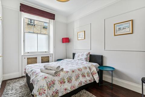 3 bedroom flat to rent, Abingdon Mansions, Abingdon Road, London