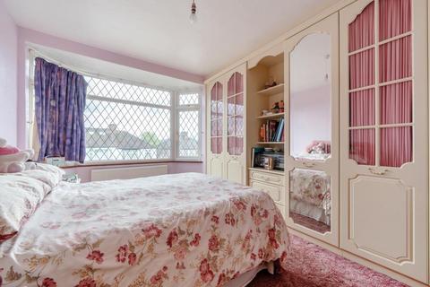 4 bedroom semi-detached house for sale, Barnet,  Barnet,  EN5