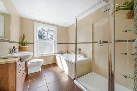 17 Martins Road, Bromley, BR2 0EE