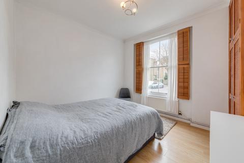 2 bedroom flat for sale, Queens Head Street, Angel, Islington, London