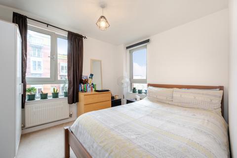 2 bedroom flat for sale, Carronade Court, Eden Grove, Islington, London